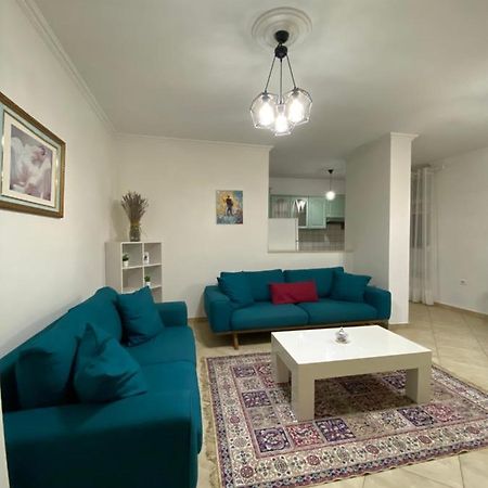 Chlo Apartment 3 Tiranë Ngoại thất bức ảnh