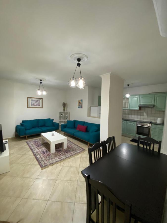 Chlo Apartment 3 Tiranë Ngoại thất bức ảnh